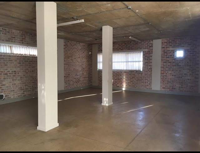 388M² WAREHOUSE RENTED IN CAPRICORN